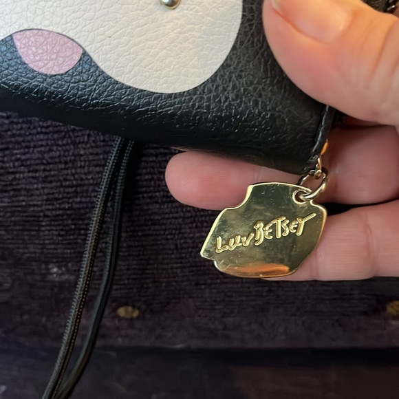 Betsey Johnson Black and Pink Cat Wallet - Picture 2 of 7